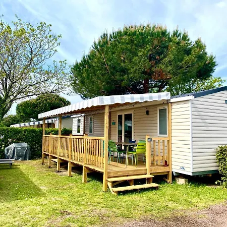 Mobil Home Excellence 6 Personnes Au Camping Mer Et Soleil, Saint George D'Oleron Les Sables Vignier Exterior photo