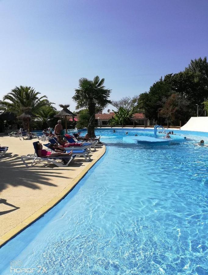 Mobil Excellence 6 Personnes Au Et Soleil, Saint George D'oleron Campsite Les Sables Vignier